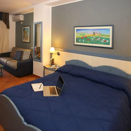 Hotel Del Pino 3*